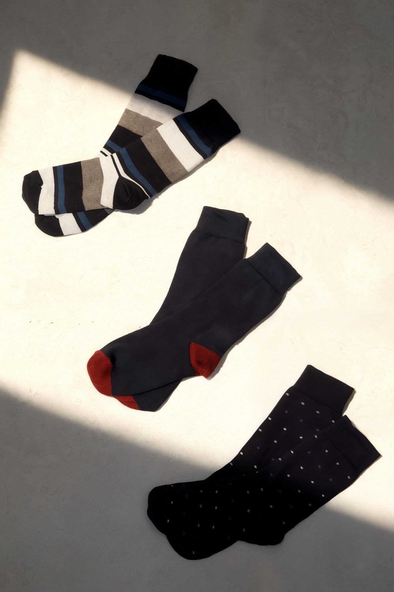 Close-up of premium Italian cashmere socks in elegant packaging — Snuggo quality socks